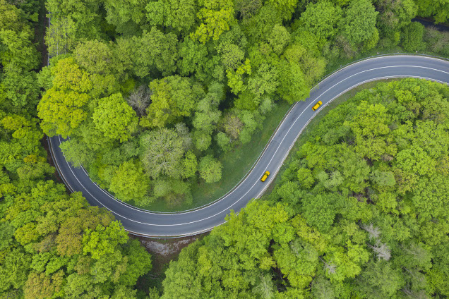 DHL setzt im Versand auf E-Mobilität